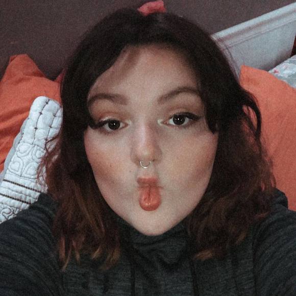 zoey_dearth